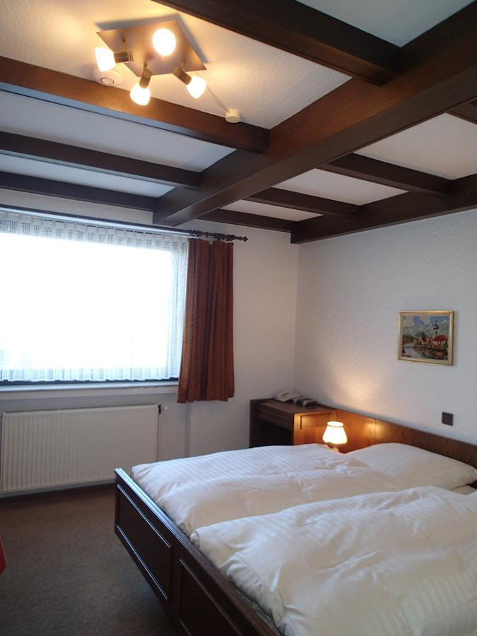 Hotel-Garni Pfeffermühle Emmerthal Zimmer foto